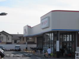 マルアイ 魚住店